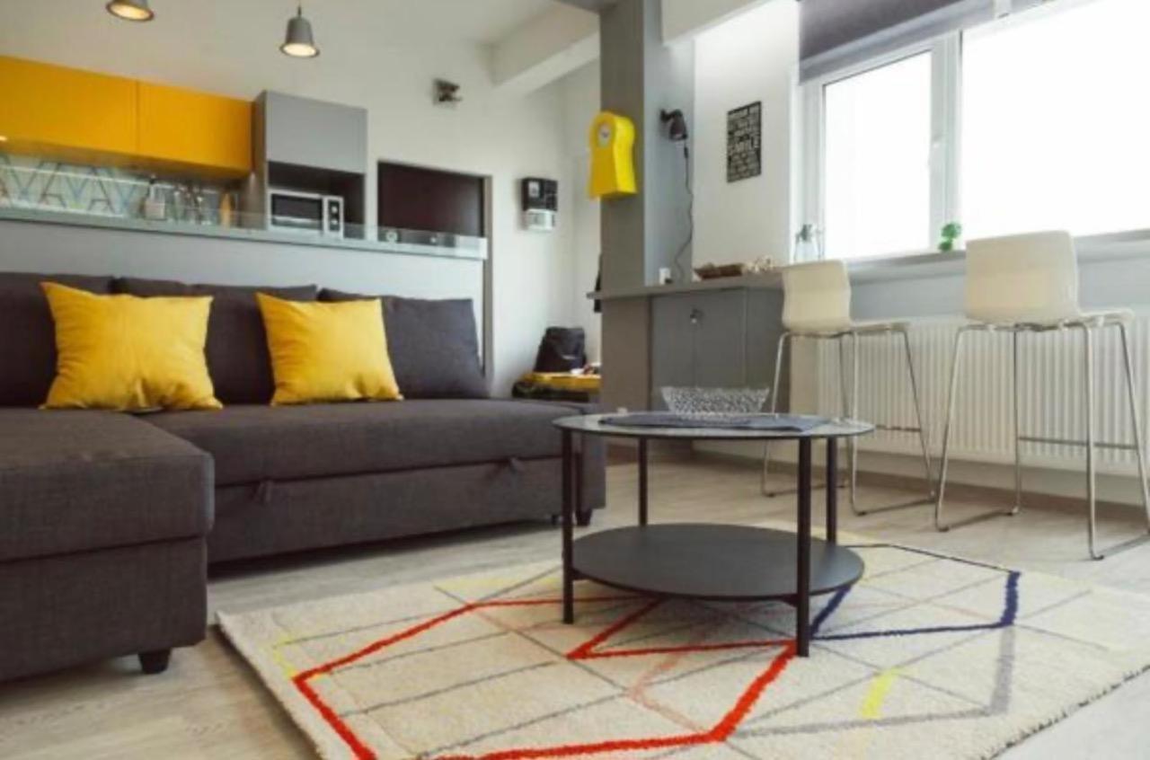 Luna Piata Romana Apartament *
